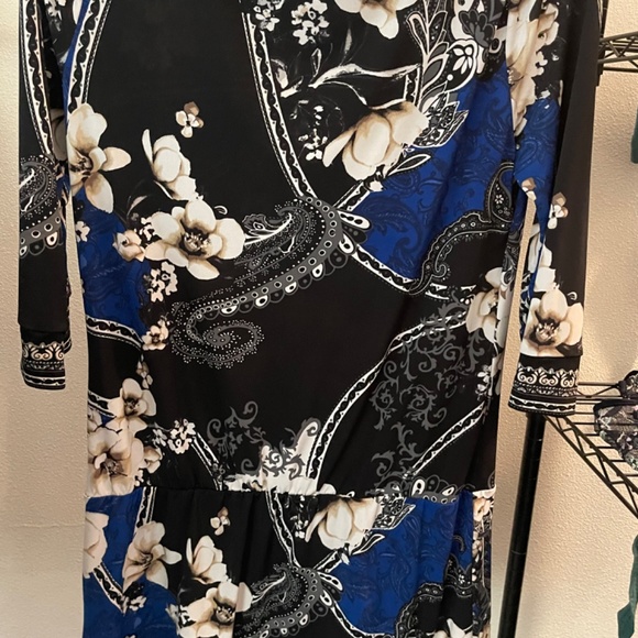 White House Black Market tunic - Picture 4 of 7